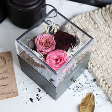 Load image into Gallery viewer, Valentines Day Gift immortal red flovers